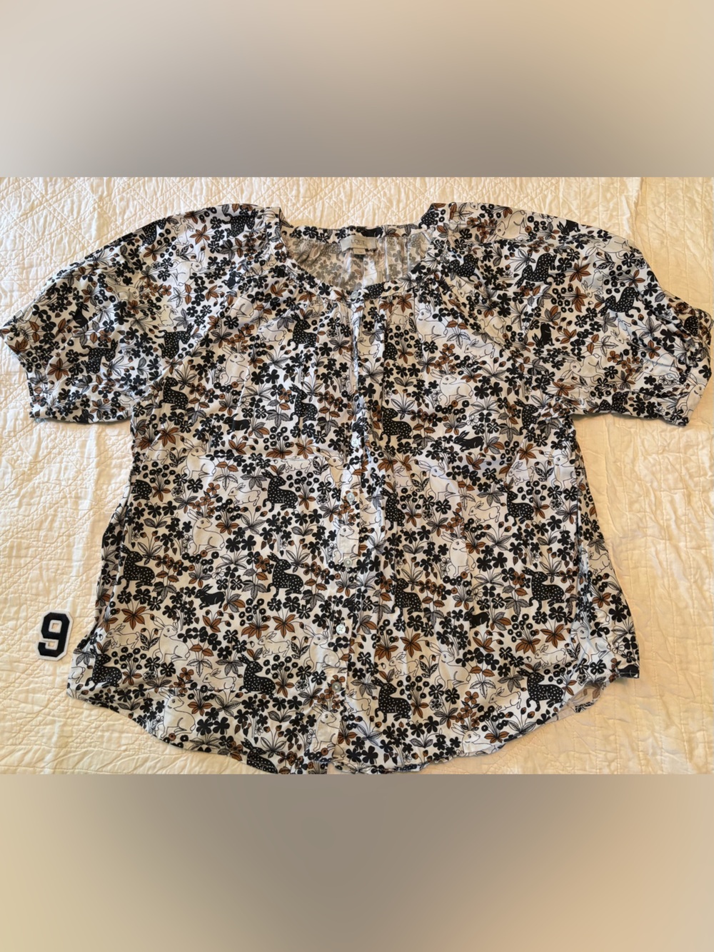LOFT Floral Button-Front Short Sleeve Top in Black, White, Brown